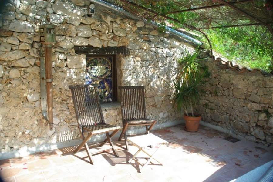 Next-to-room-4-La-Parare-600×399