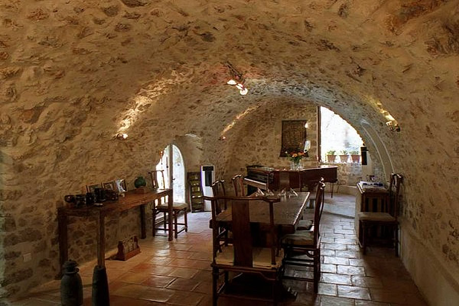 The-living-room-at-BB-La-Parare-600×412